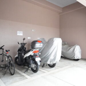 バイク置き場・駐輪場(外観)