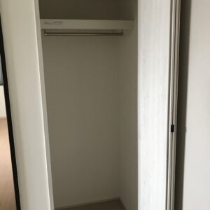 ３階洋室東側収納スペース